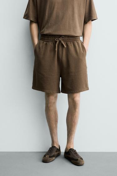 WASHED BASIC JOGGER BERMUDA SHORTS - Brown by Zara