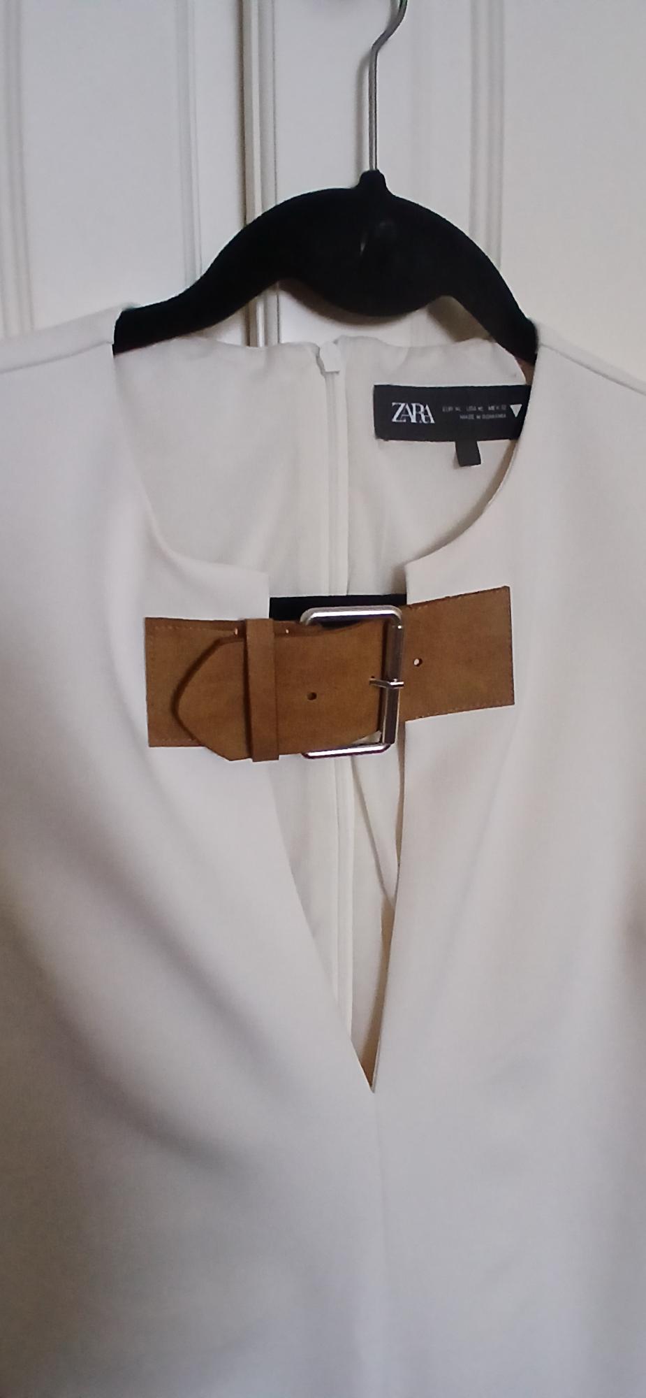 FITTED DRESS WITH TAB - Image 3