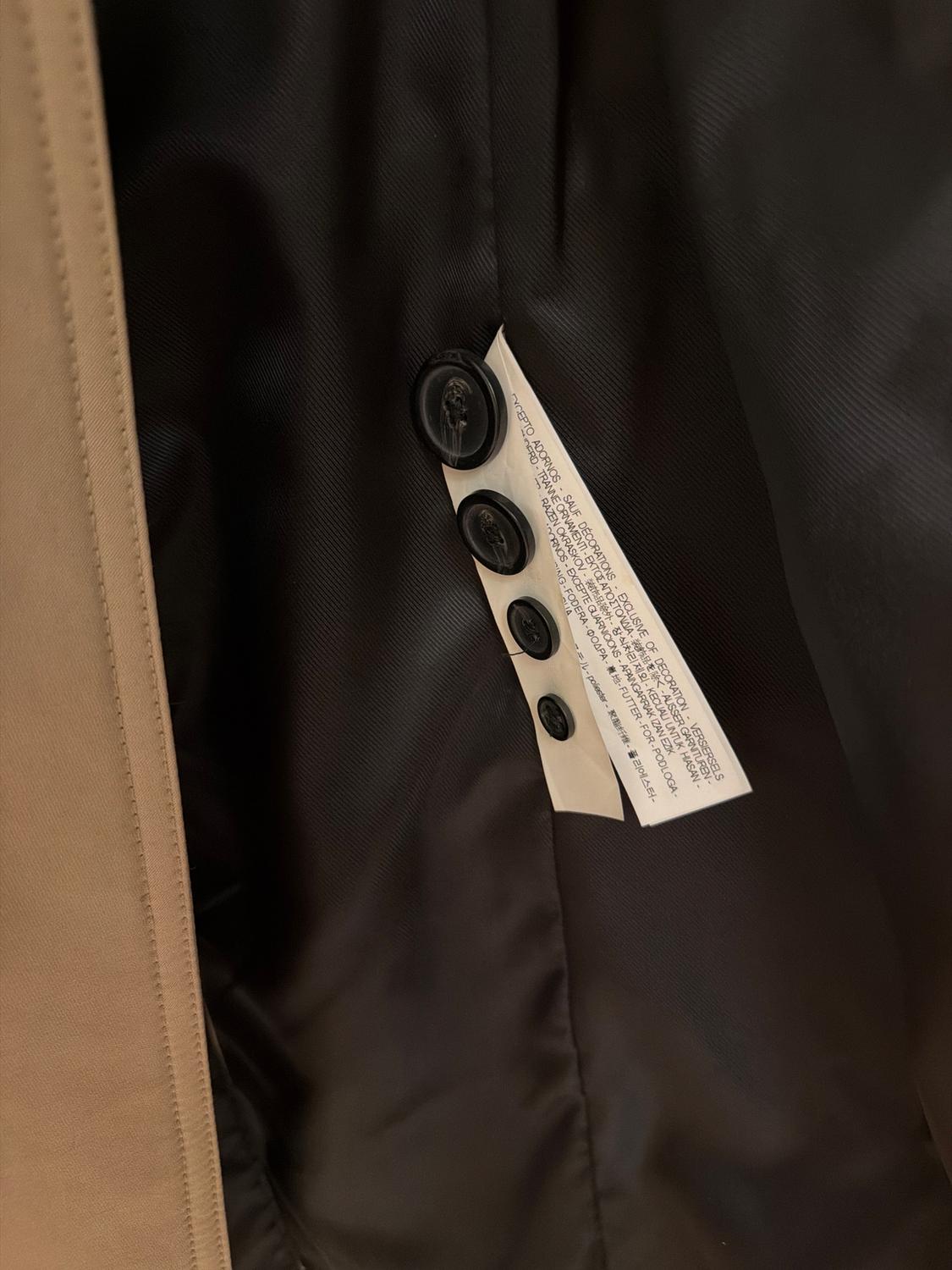 WATER-REPELLENT TRENCH COAT - Image 3