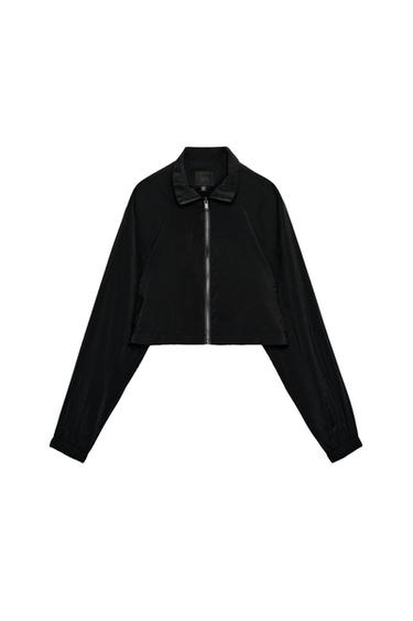 CAZADORA CROP FLUIDA - Negro de Zara