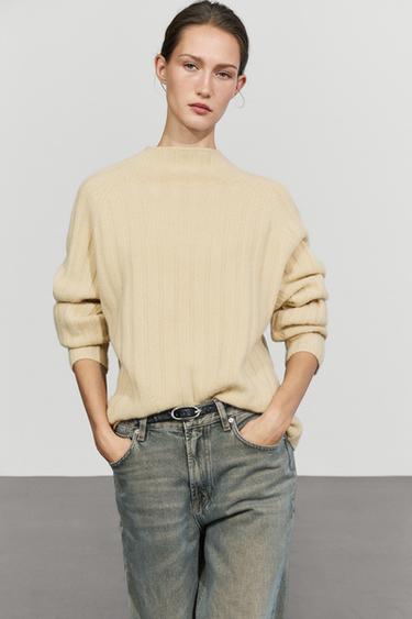 100% wool knit mock neck sweater — Intense yellow 2