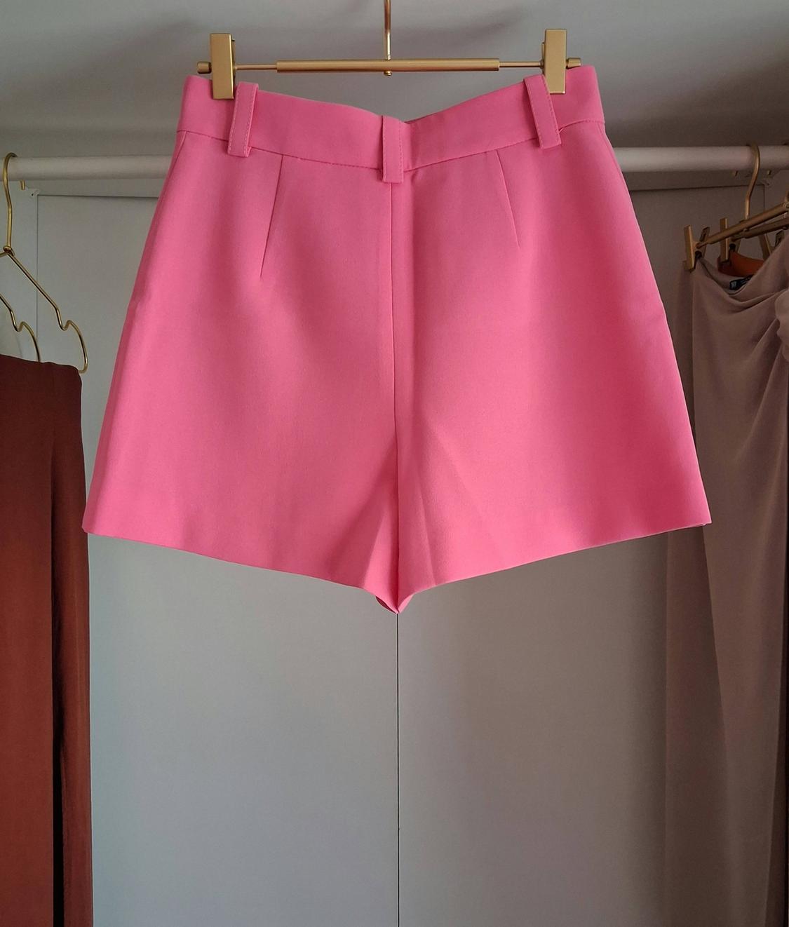 HIGH WAISTED SHORTS - Image 2