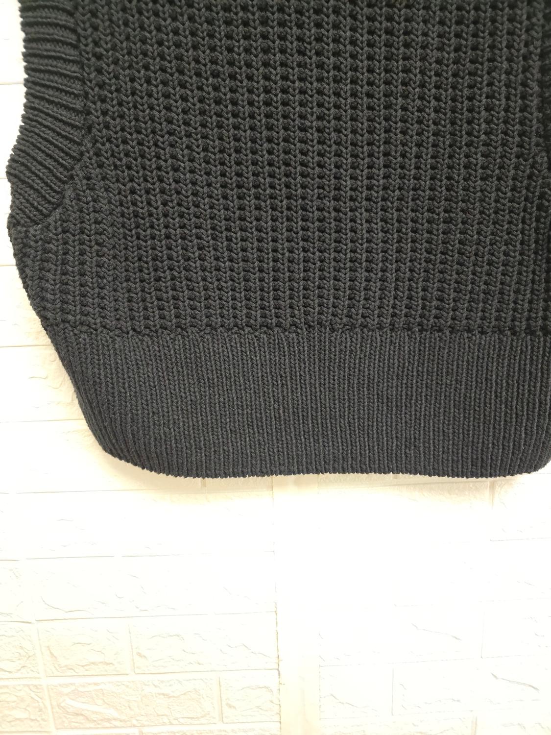 TEXTURED KNIT VEST - Image 6
