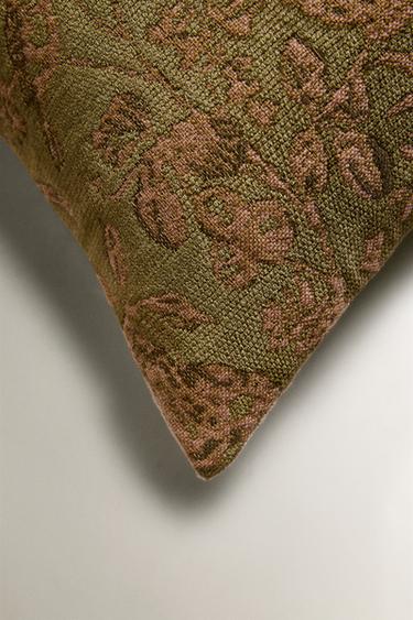 HOUSSE DE COUSSIN FLEURS - Vert moyen de Zara - Image 1