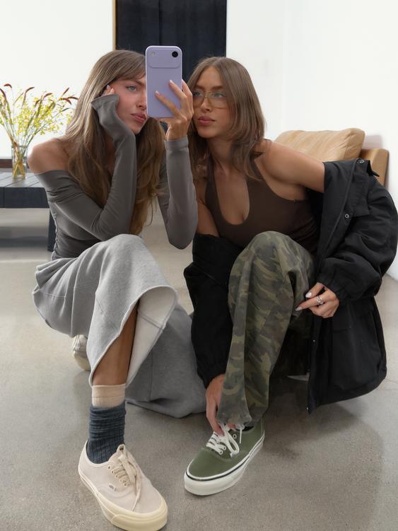 Zaras SNEAKERS MED SNÖRNING ZARA VANS® -  - Bild 0