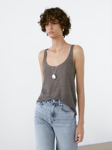 Top tirantes detalle tejido lino - 542 de Zara