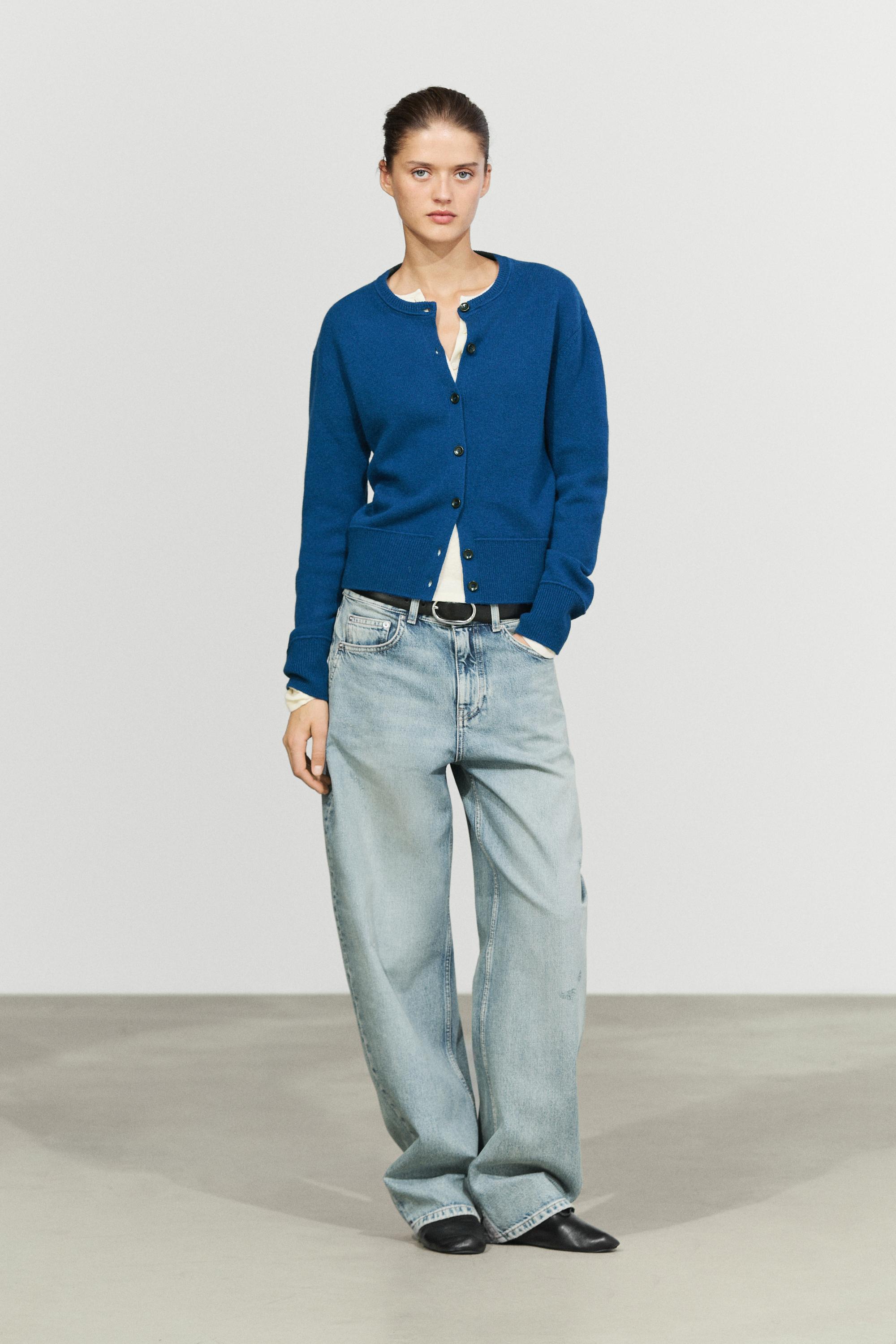 100% Wool Short Knit Cardigan