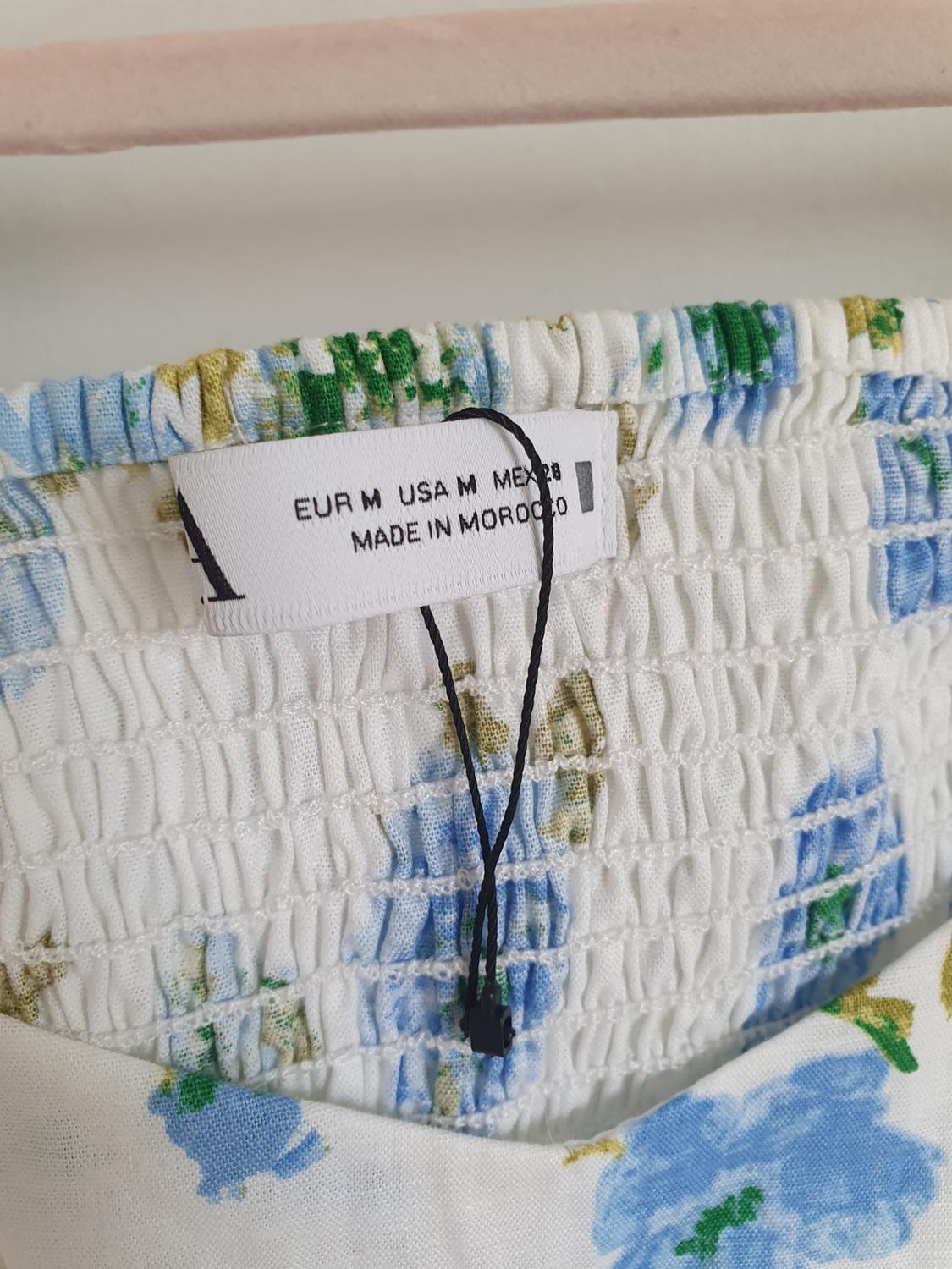 CROP TOP WITH A FLORAL PRINT - Image 3
