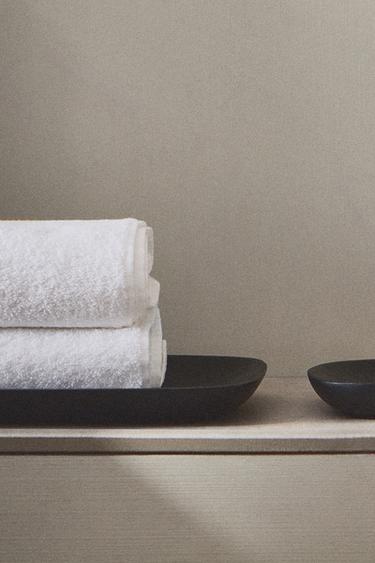 DARK WOODEN TRAY - Black by Zara