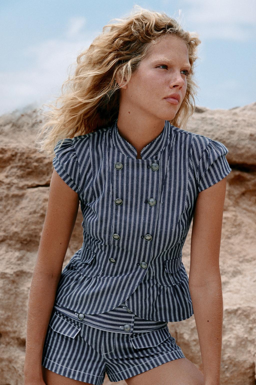STRIPED BUTTON-UP TOP