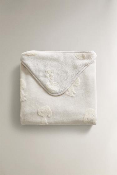 CHILDREN'S PEANUTS™ SILHOUETTE VELOUR HOODED BABY TOWEL - Grey by Zara