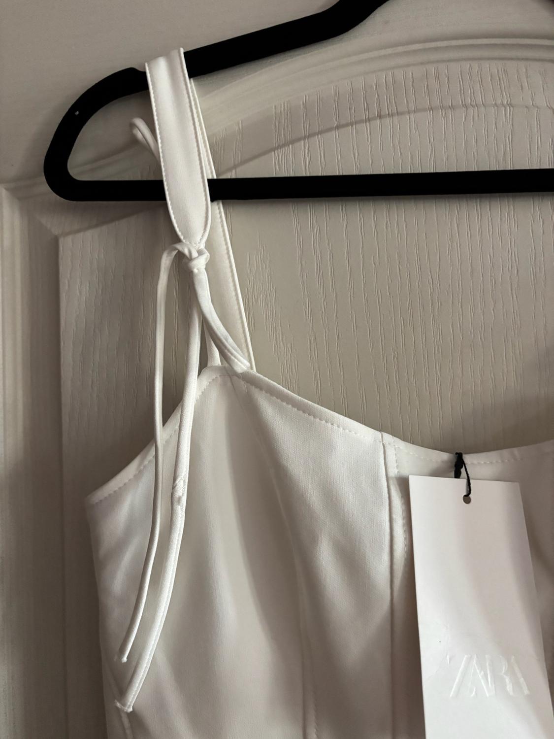 CORSETRY-INSPIRED VOLUME DRESS - Image 3