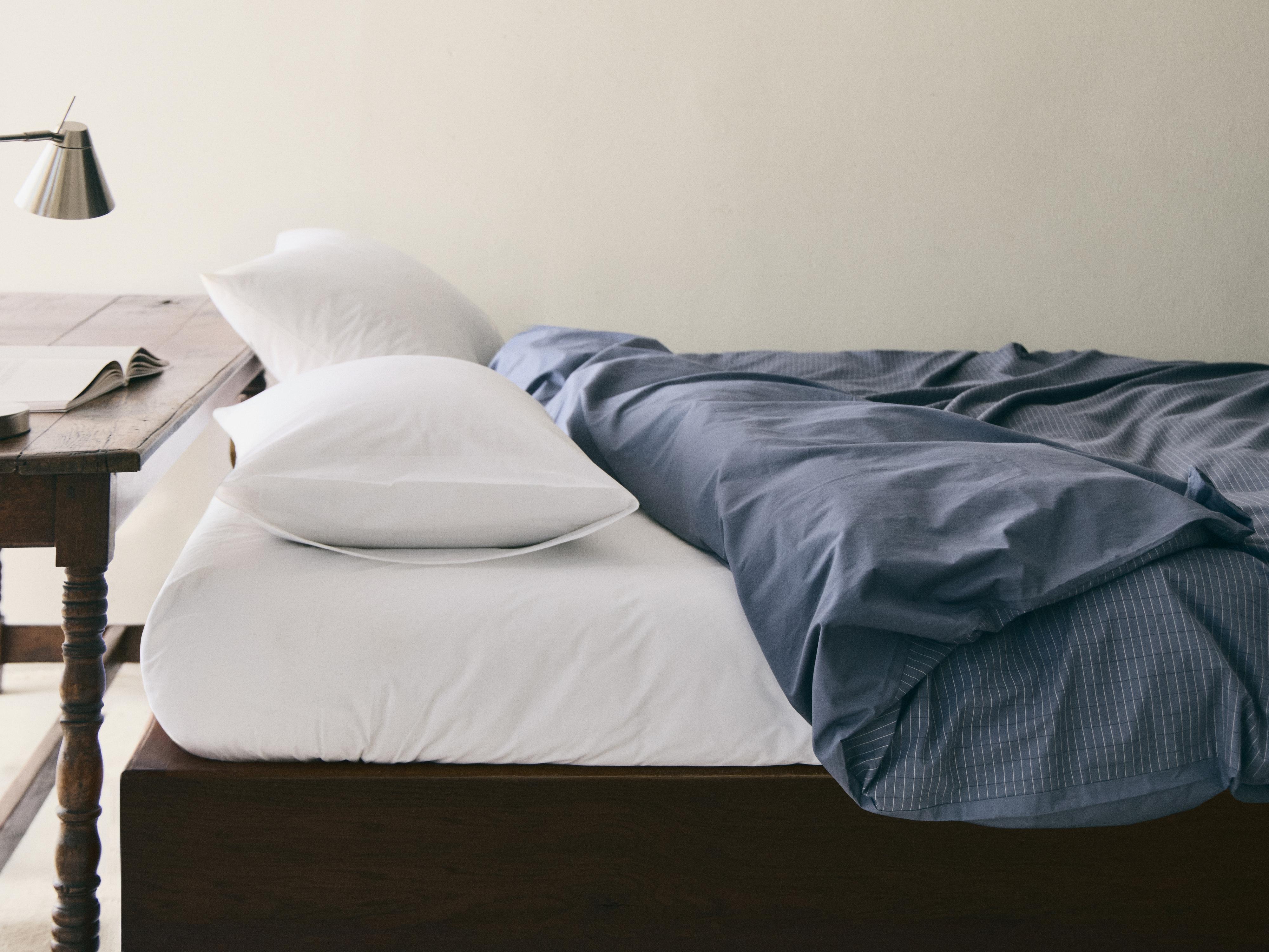 REVERSIBLE COTTON DUVET COVER — Mid-blue