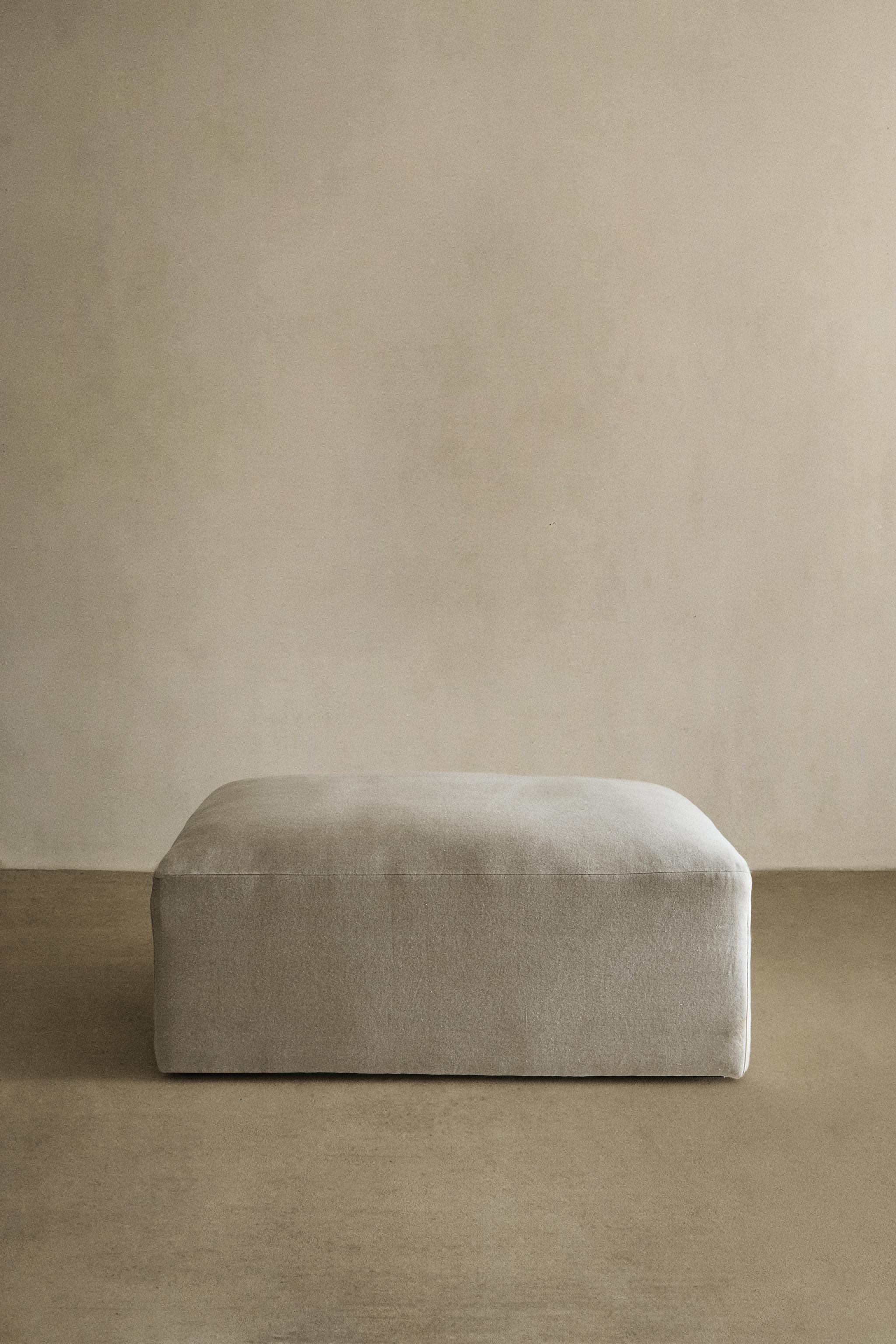 WASHED LINEN FOOTSTOOL — Light beige