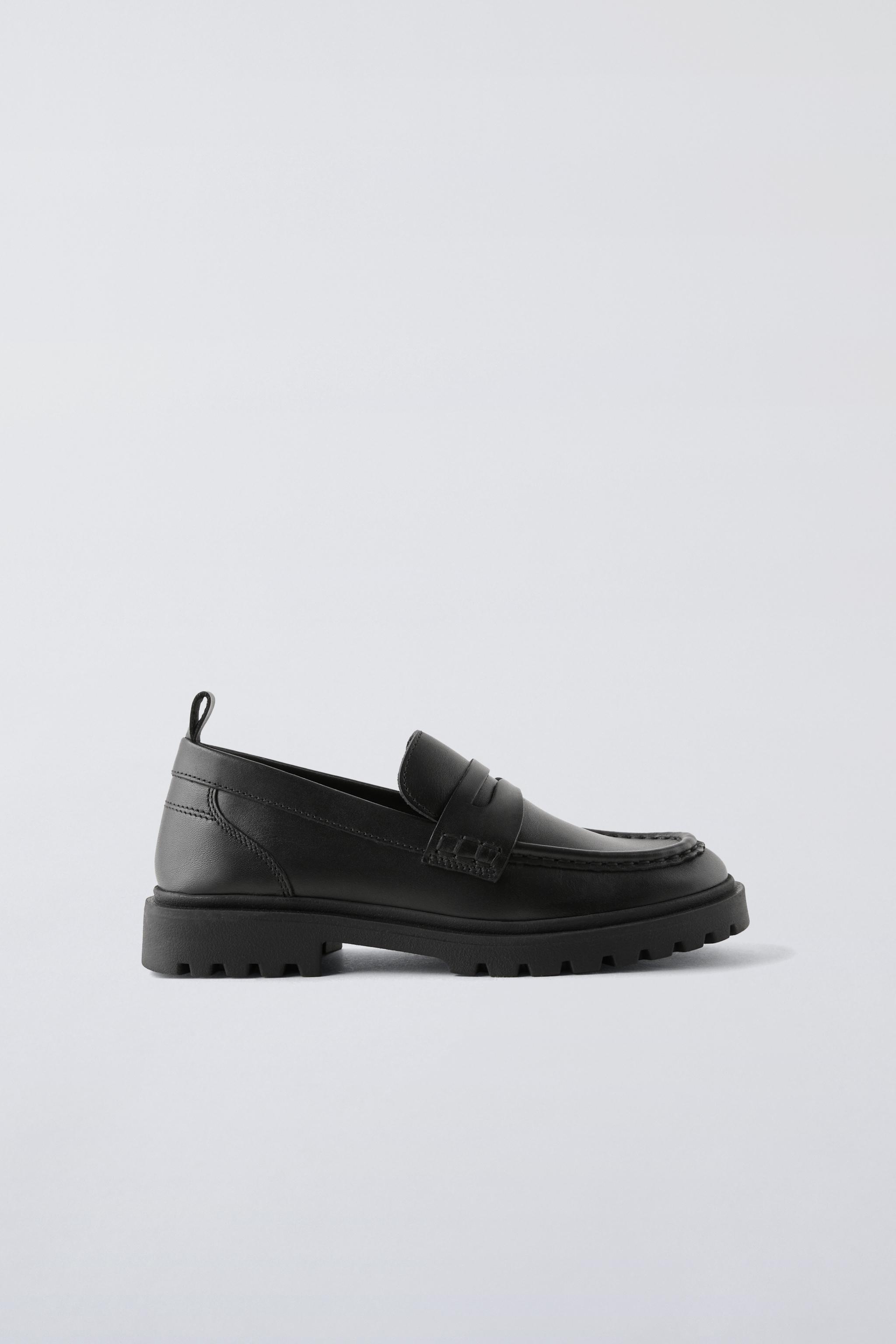 CHAUSSURES SCOLAIRES EN CUIR Noir ZARA France