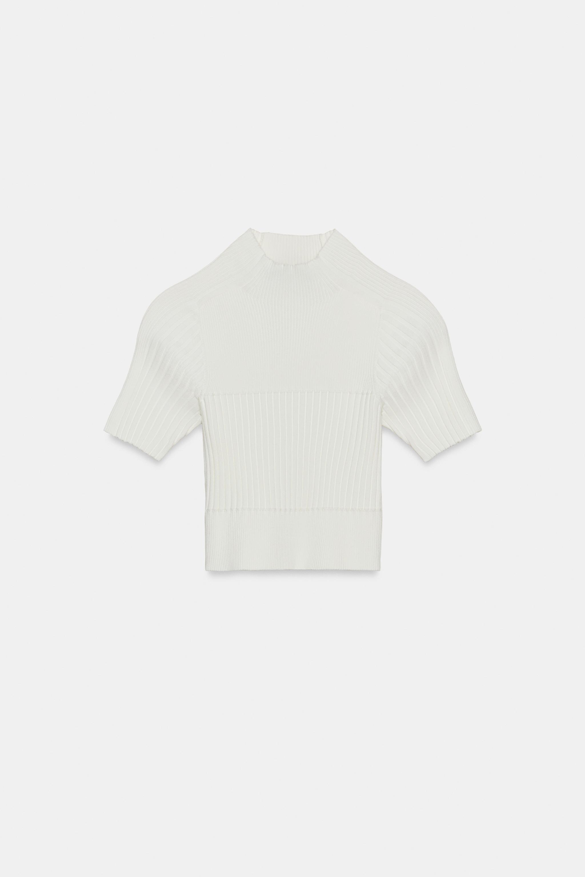 ちぃ　sheller 　rib knit cropped tops Wholesale Keyhole Detail Front Ruched Ribbed Crop Top – Stylewise