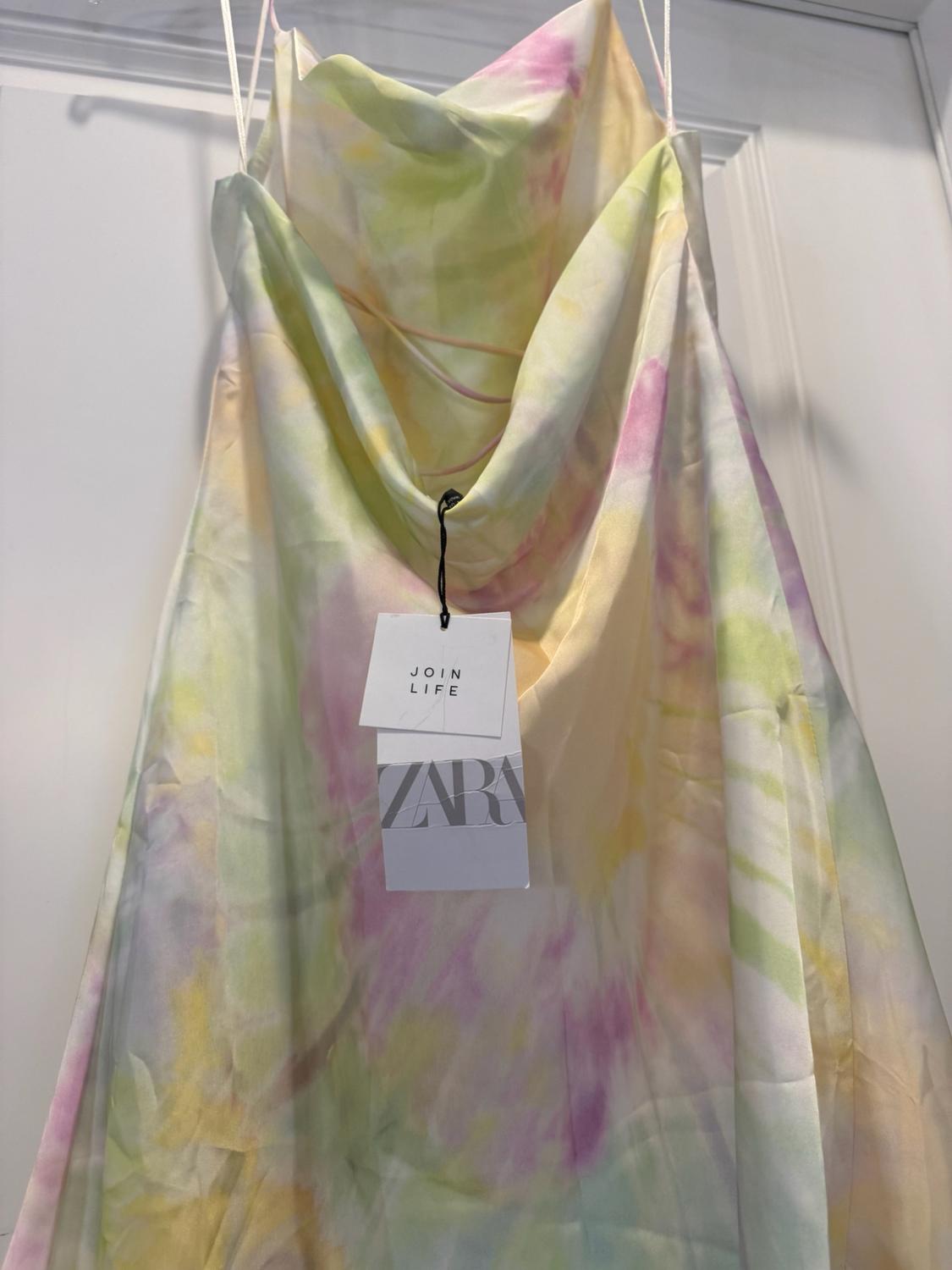 VESTIDO SATINADO ESTAMPADO - Image 5