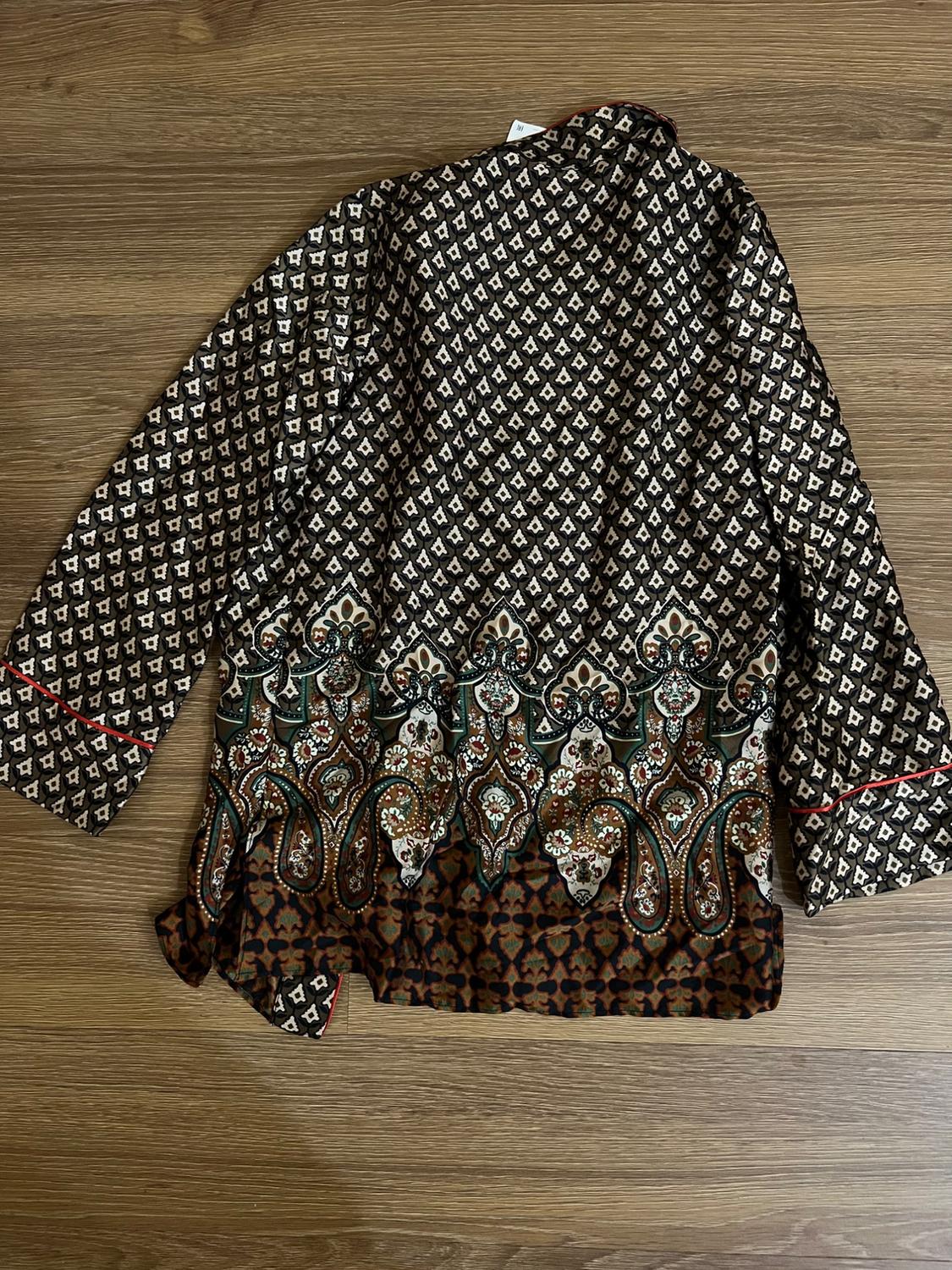 PRINTED SHIRT WITH PIPING - Image 2