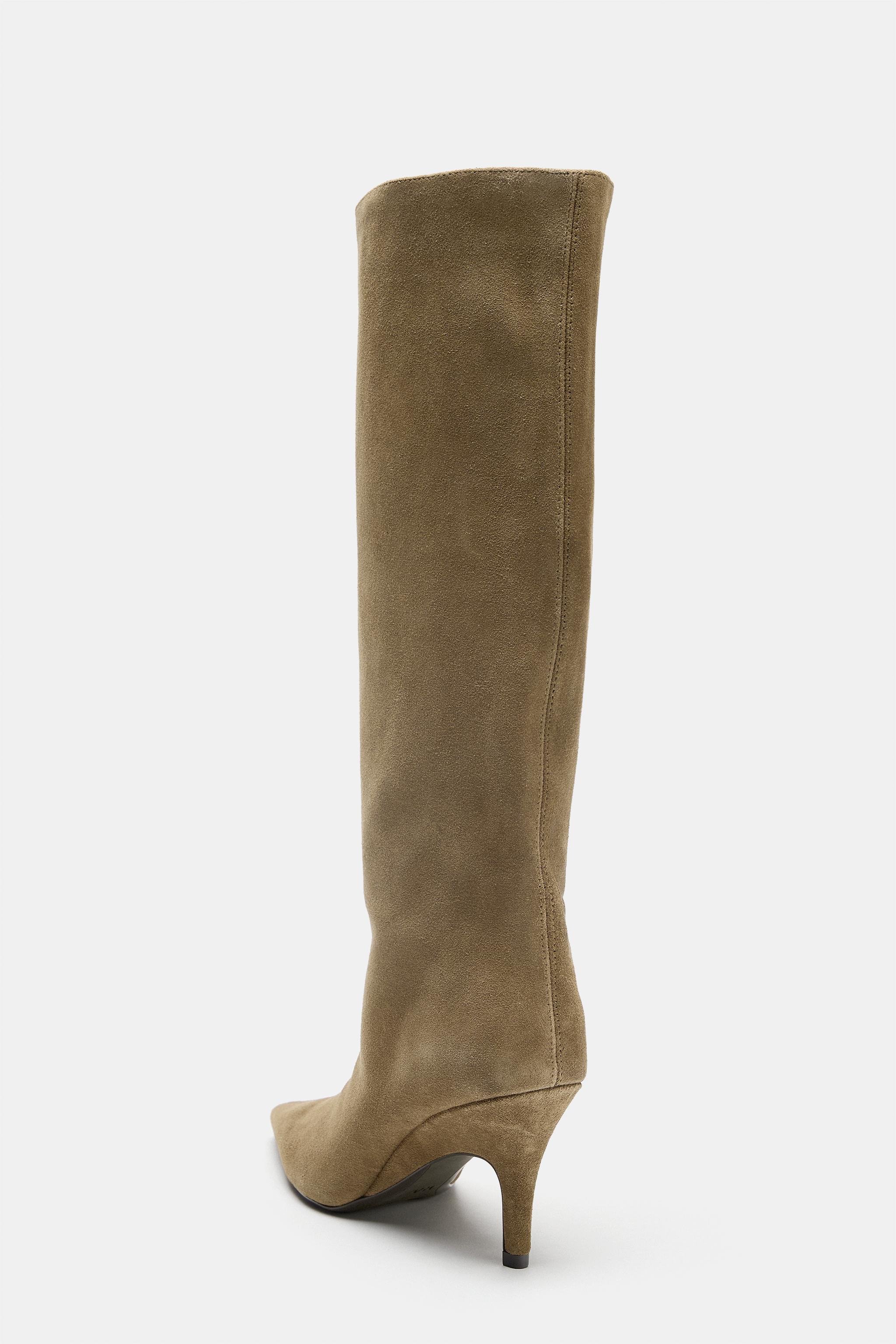 BOTTES À TALONS EN CROÛTE DE CUIR