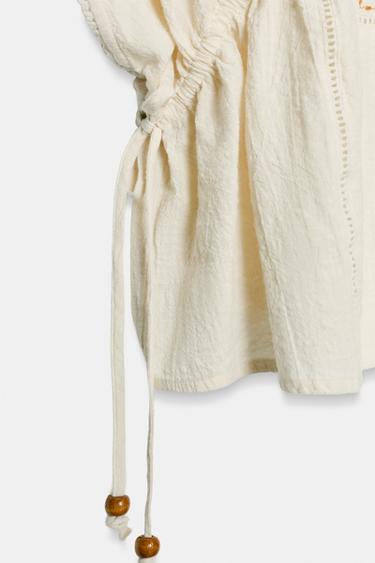 TOP BRODERIES CORDONS LATÉRAUX - Écru de Zara - Image 8