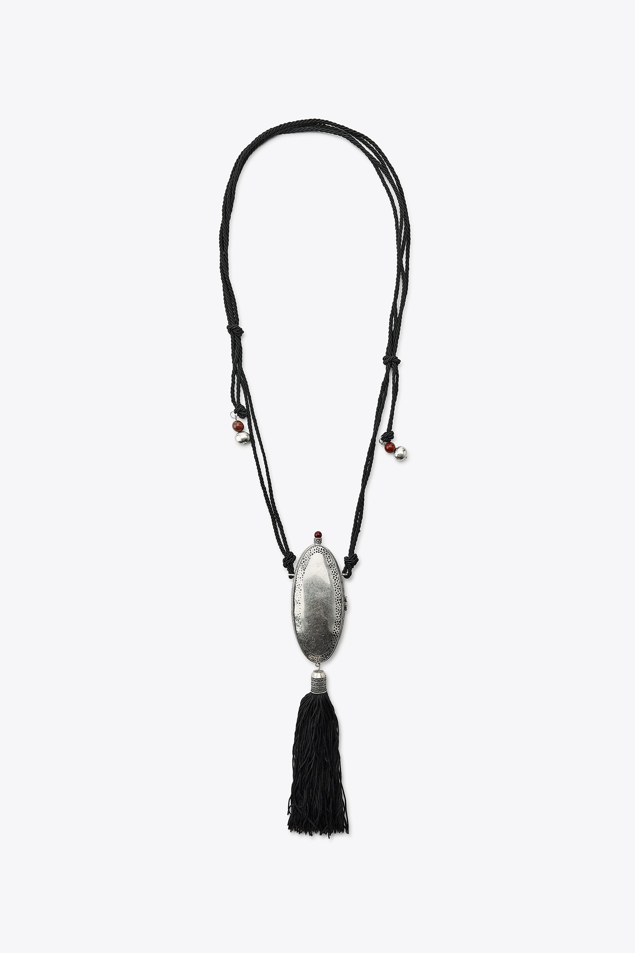՞_ .̫ _՞♡ Floral cord necklace - Women's fashion | Stradivarius United