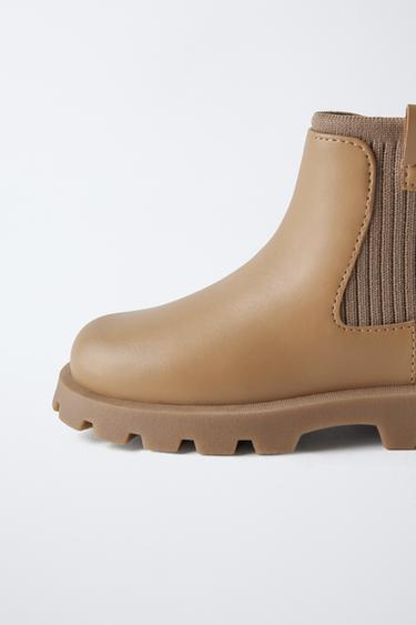 BOTTE ÉLASTIQUE - Marron sable de Zara - Image 4