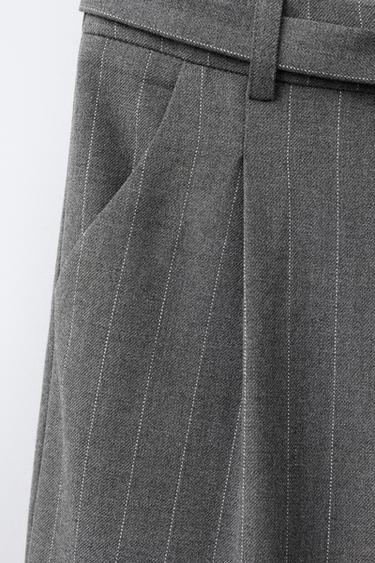 PANTALON CEINTURE RAYURE BANQUIER - Gris anthracite de Zara - Image 2