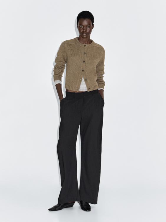 Wool raglan sleeve knit cardigan