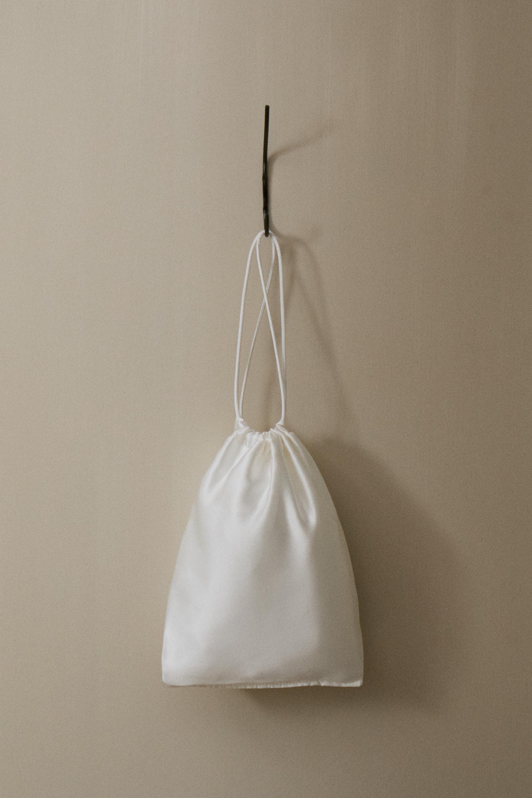LARGE SILK BAG — White