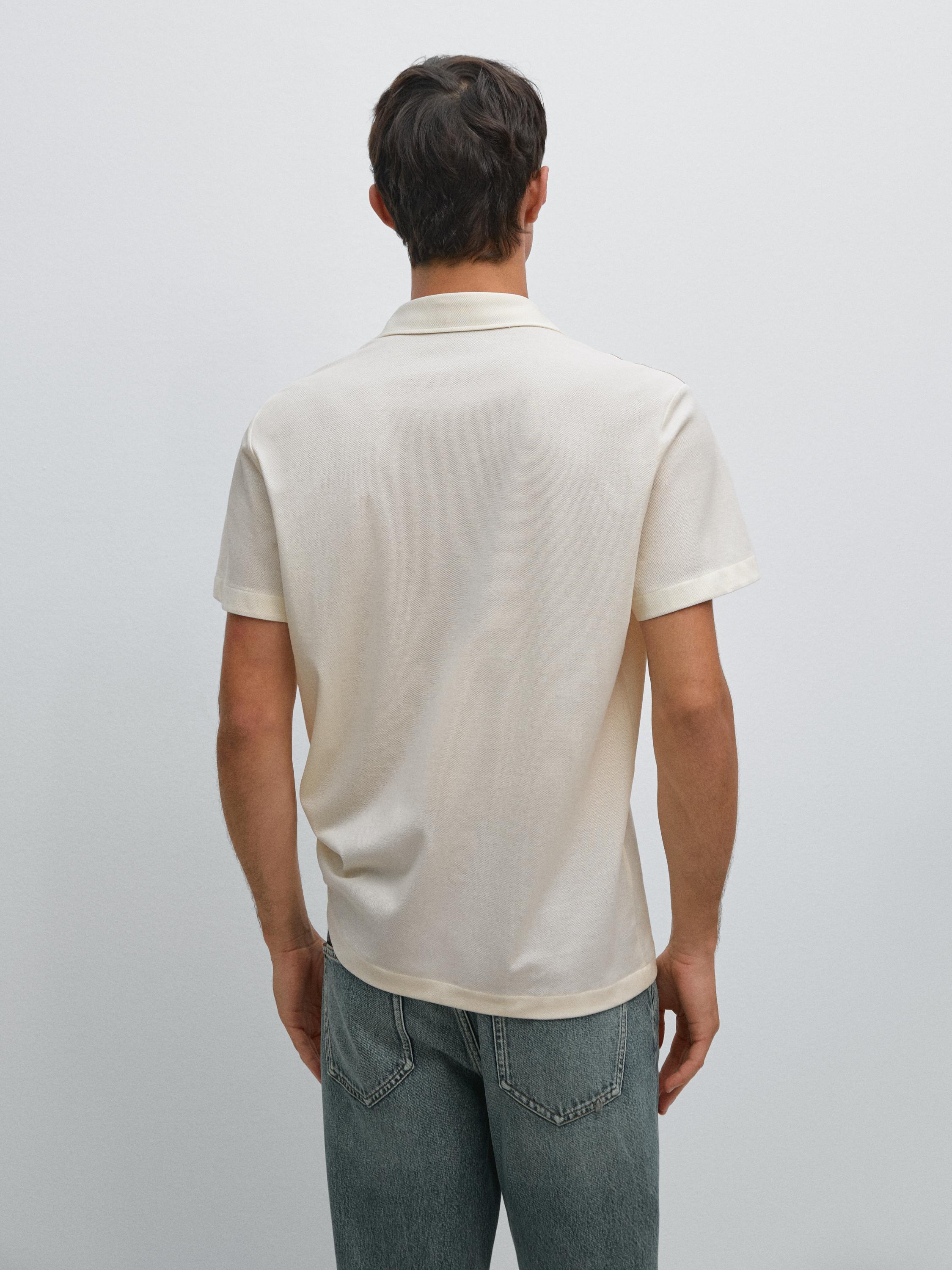 Short sleeve polo shirt with contrast seam detail