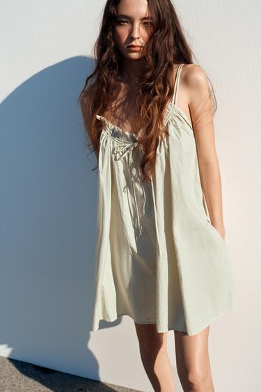 ROBE COURTE EN POPELINE À BRETELLES - Vert clair de Zara - Image 1