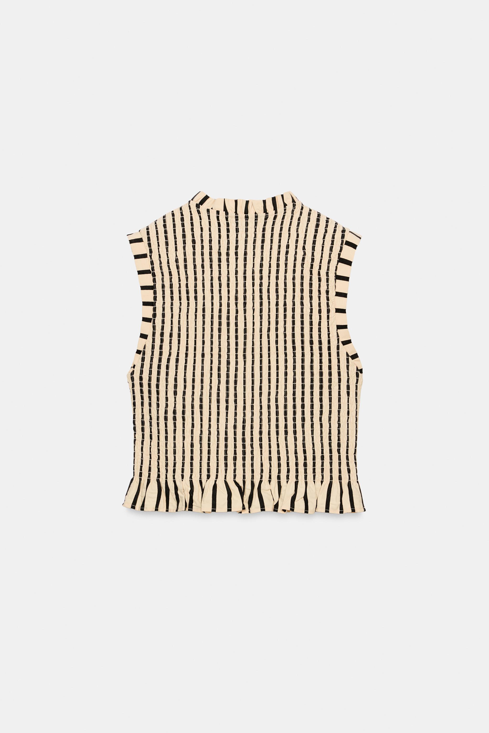 STRIPED SMOCKED TOP