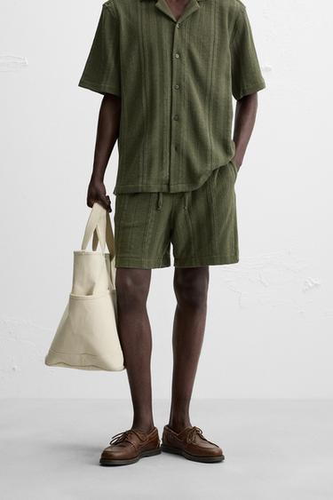 STRIPED JACQUARD BERMUDA SHORTS - Khaki by Zara