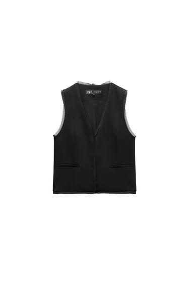 WAISTCOAT WITH CONTRAST DETAIL