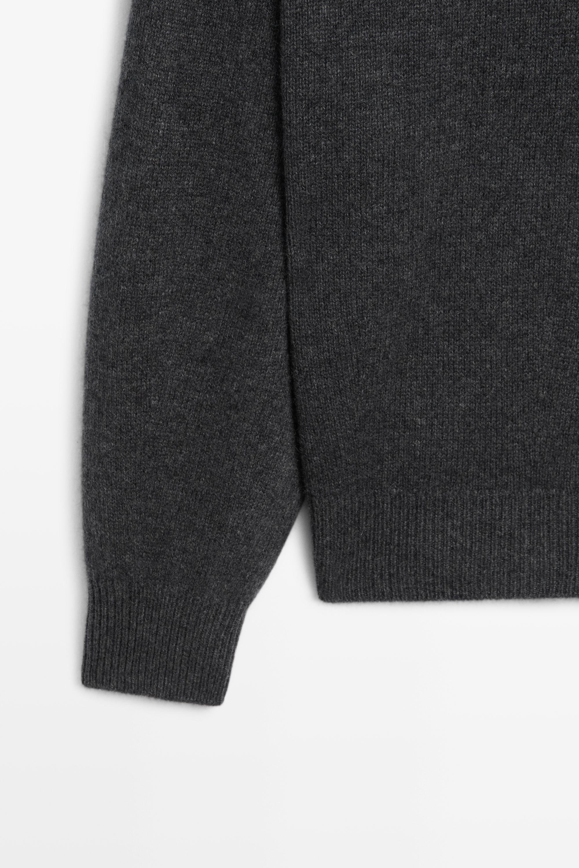 100% cashmere knit polo sweater