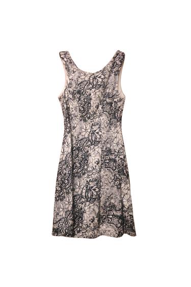 VESTIDO CORTO EVASE ESTAMPADO