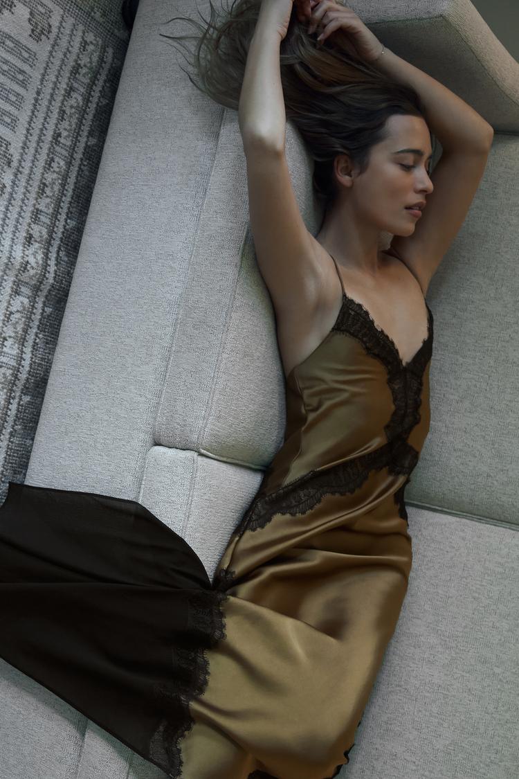 Серальио гра тақтарындағы сексуалдық көрініс Бүкіл отбасы туралы порнографиялық фильмдерді орыс тілінде онлайн көріңіз