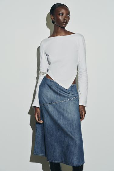 ASYMMETRIC BOAT NECK T-SHIRT - White by Zara