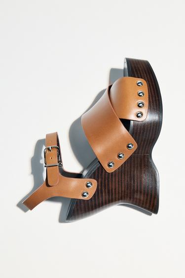 LEATHER STUDDED WEDGES - Brown by Zara