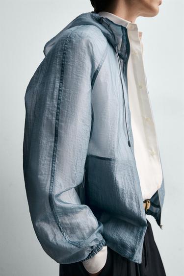 BLOUSON COURT TECHNIQUE LÉGER - Bleu clair de Zara - Image 4