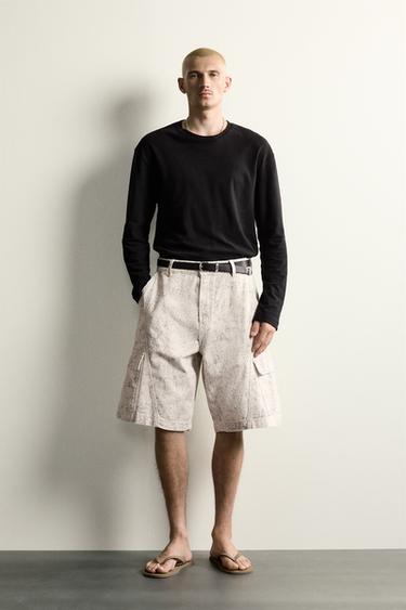 برمودا CARGO RELAXED FIT بنقشة تجريدية - مطبوع الخاص بـ Zara - صورة 0
