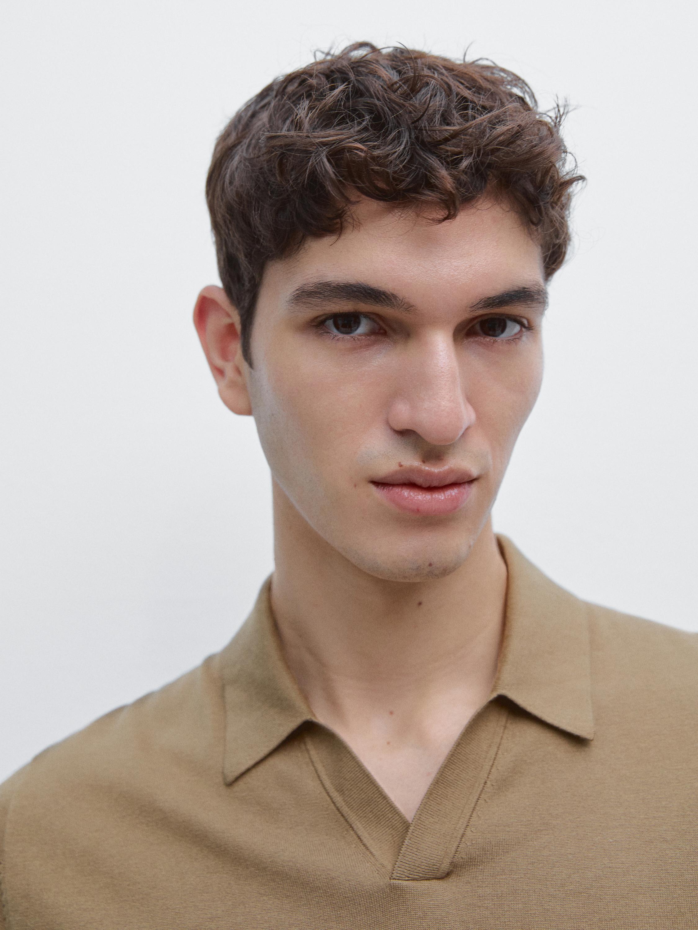 Short sleeve cotton knit polo shirt