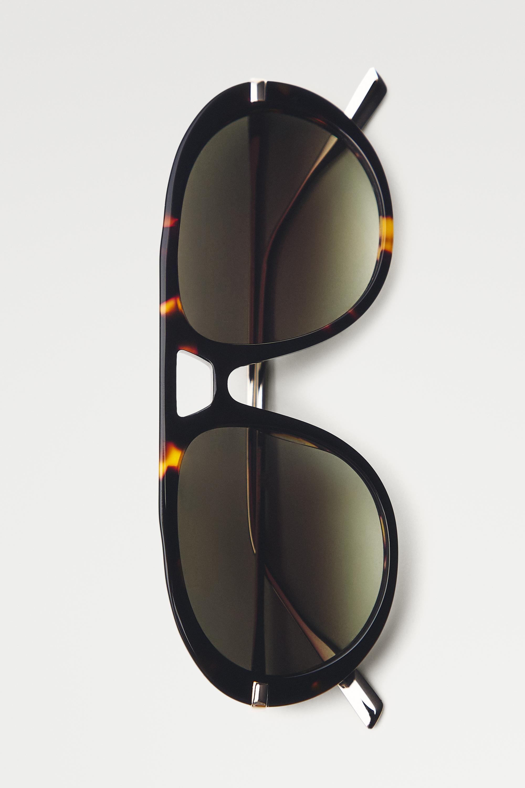 Tortoiseshell-effect aviator sunglasses — Green