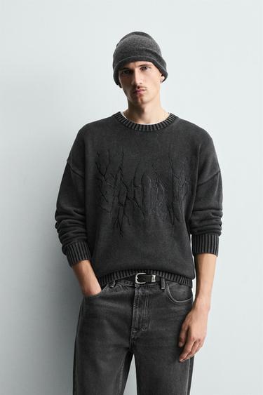 WASHED EMBROIDERED SWEATER - Black by Zara