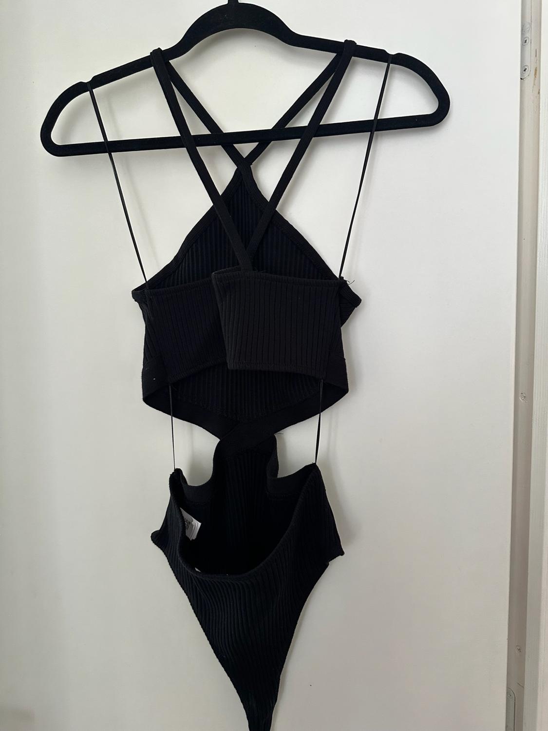 RIBBED CUT-OUT BODYSUIT - Image 2