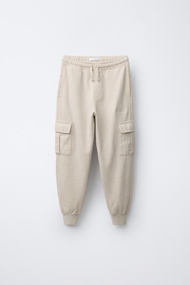 PANTALÓN FELPA JOGGER CARGO TEXTO BORDADO - Crudo medio de Zara - Imagen 0