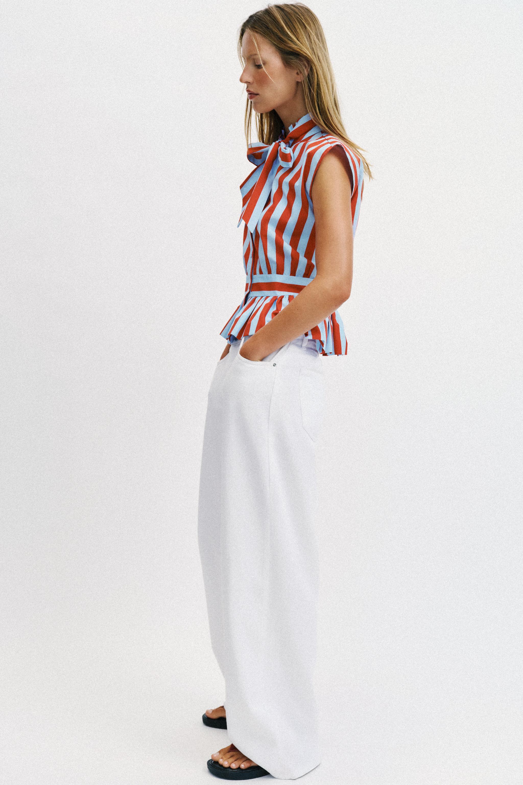 KNOTTED STRIPED BLOUSE