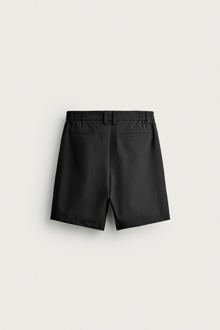 BERMUDA TÉCNICA CÓMODA 8