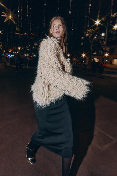 CHAQUETA PUNTO FLOCOS EFECTO CEPILLADO - Cru de Zara