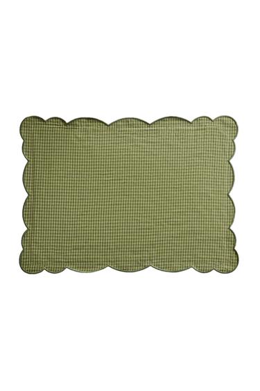 REVERSIBLE GINGHAM PLACEMAT - أخضر الخاص بـ Zara